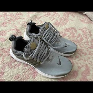 Nike presto. Kids size 6.5 fits women size 8